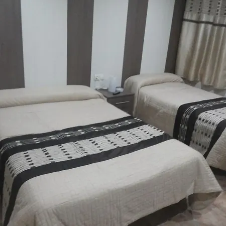 El Duende Blanco Πανσιόν Σιέρρα Νεβάδα